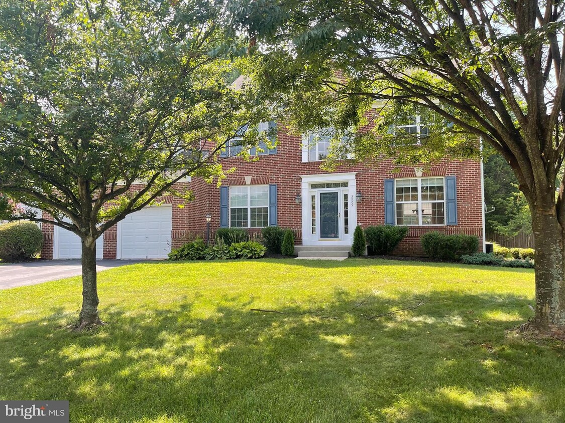 Primary Photo - 3909 Pender Spring Dr