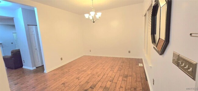 Building Photo - 7054 Lakeside Dr