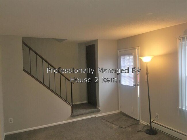 Building Photo - 1214 W Goodall St