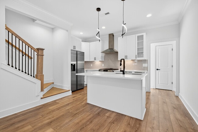 Photo - 409 Lellyett St Townhome
