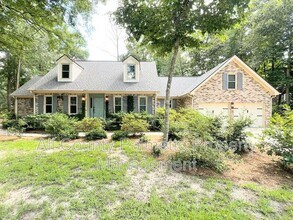 Building Photo - 101 Huckleberry Ln