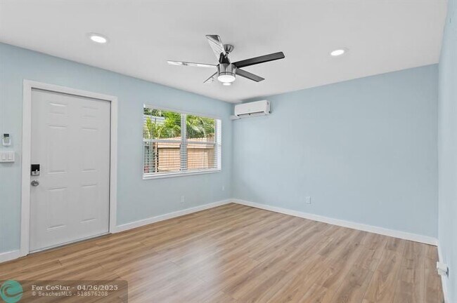 Foto del edificio - 1464 N Dixie Hwy