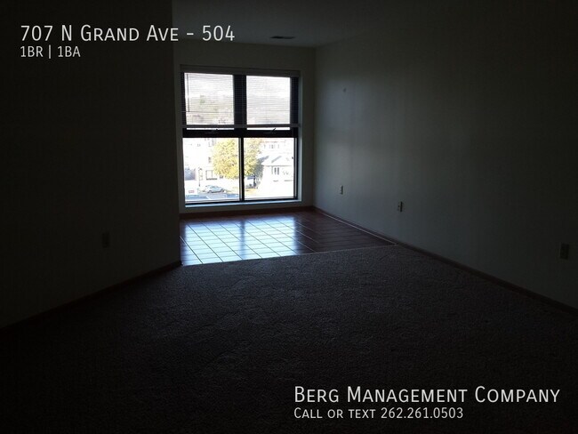 Building Photo - 707 N Grand Ave
