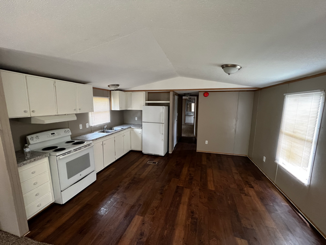 Building Photo - 18517 Prickley Ash Way