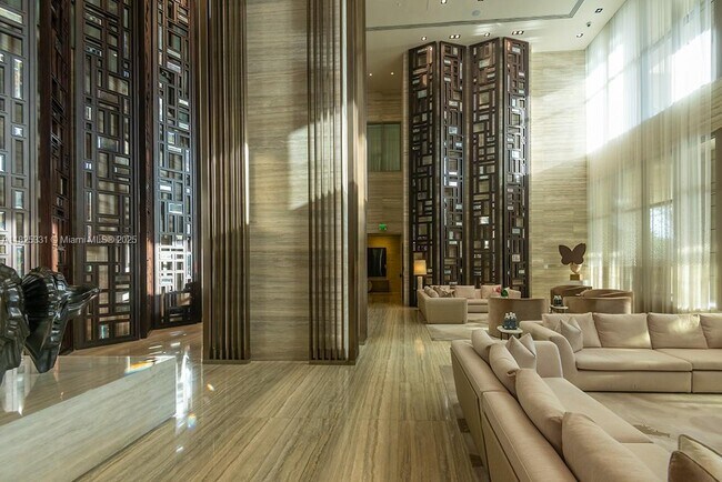 Foto del edificio - 9701 Collins Ave