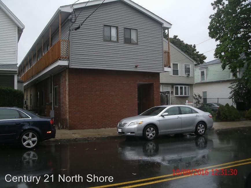 592 Beach St, Revere, MA 02151 Condo for Rent in Revere, MA