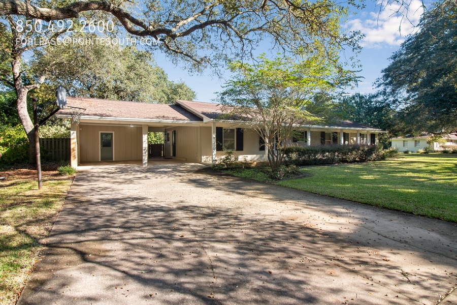 Primary Photo - 701 Planet Dr