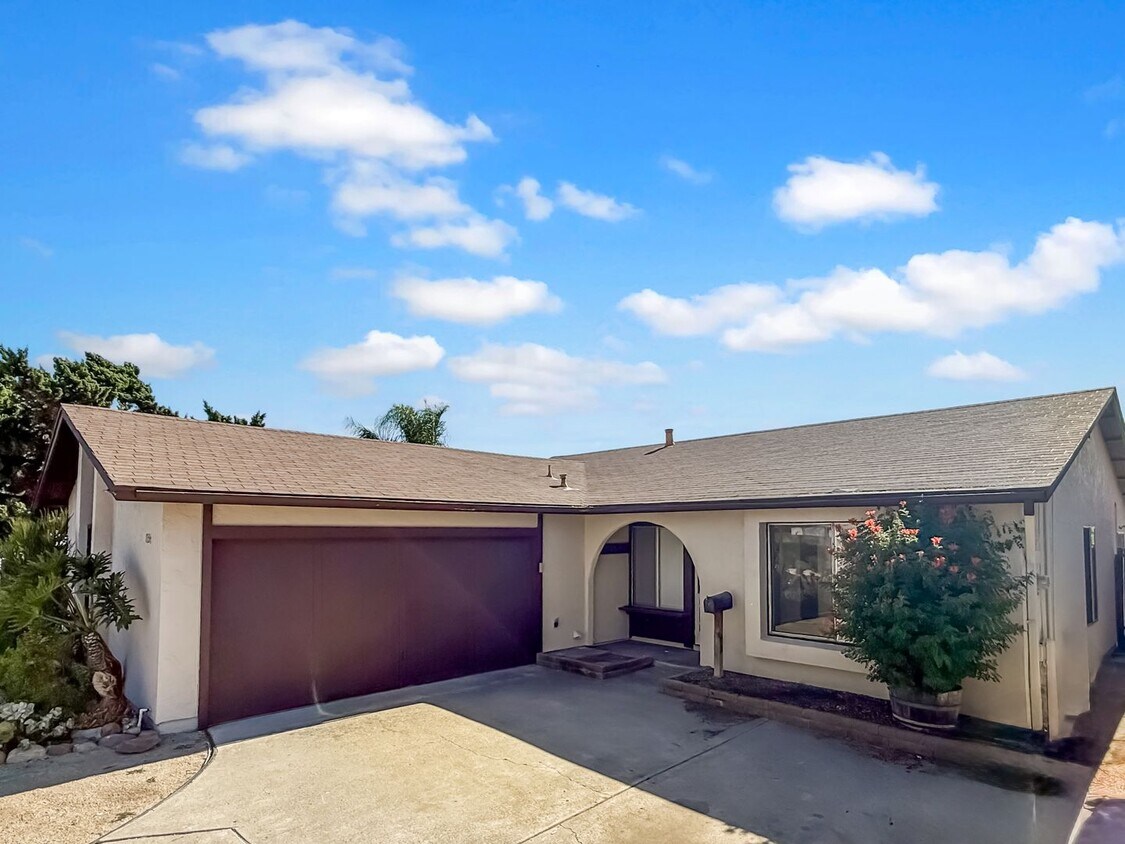Primary Photo - Beautiful 4B/2BA Home in Poway Available f...