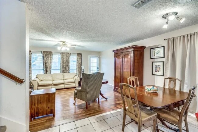 Building Photo - 7556 Kings Trl