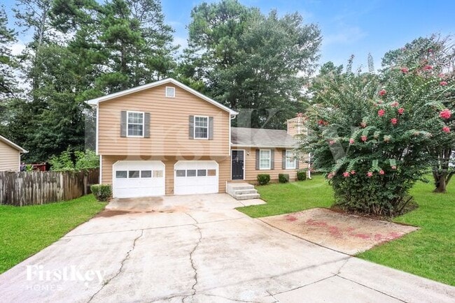 Building Photo - 2097 Phillips Rd