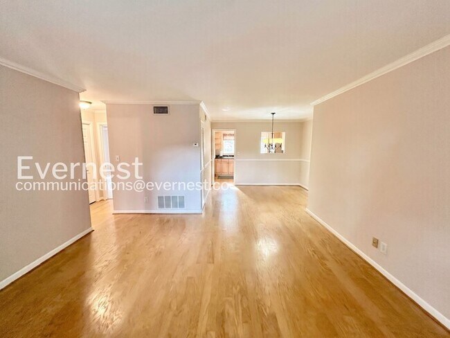 Foto del edificio - 4282 Roswell Rd NE