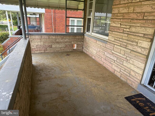 Foto del edificio - 5032 Sargent Rd NE