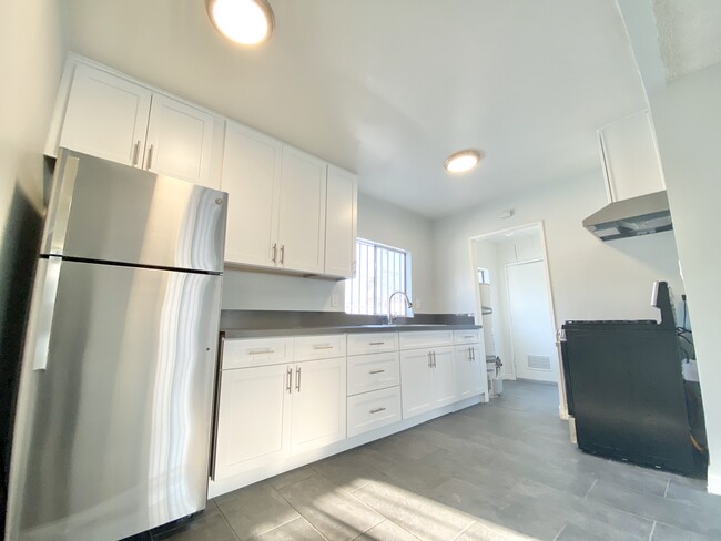 Foto del edificio - 1182 E 52nd St
