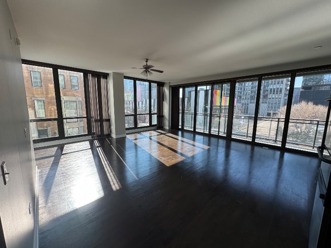 Photo - 708 W Wayman St (Chicago, IL) Apartment