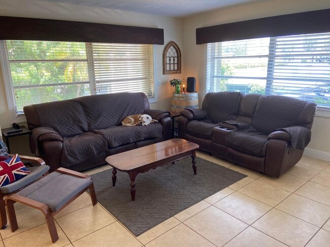 Foto del edificio - 6797 NE 7th Ave