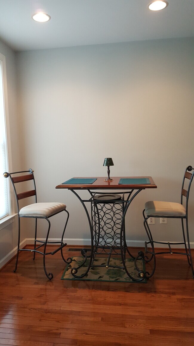 Kitchen nook - 11411 Log Ridge Drive