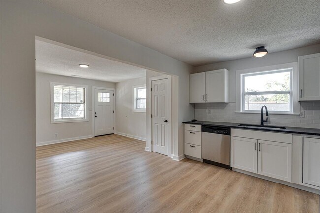 Foto del edificio - 190 E Leawood Ave