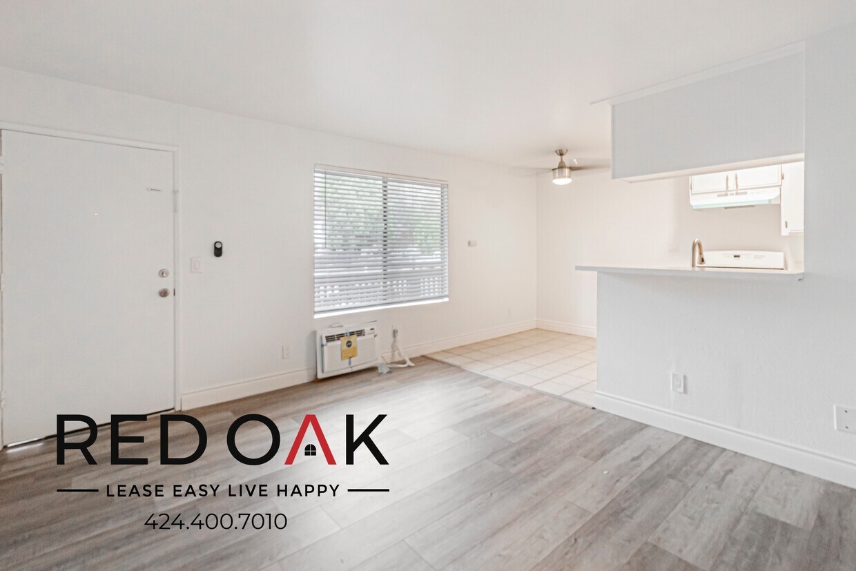 Foto principal - 15500 Foothill Blvd