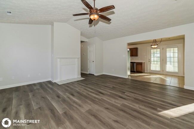 Foto del edificio - 8287 Oak Terrace Ln