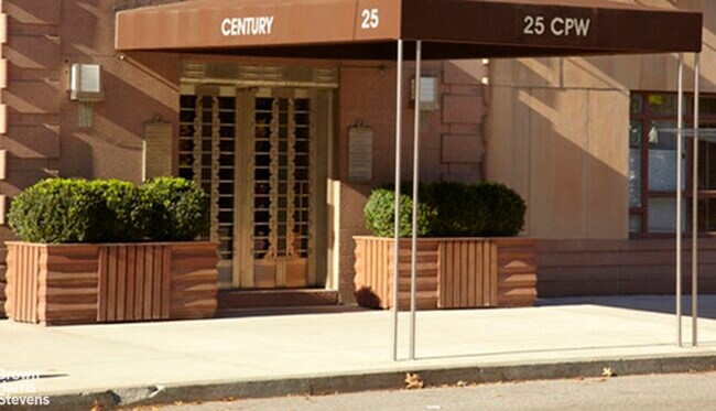 Building Photo - 25 CPW -- FURNISHED RENTAL