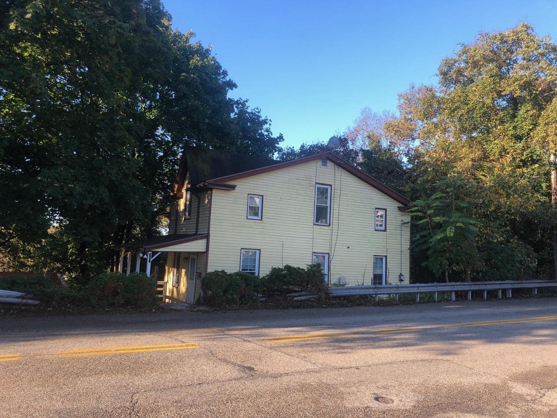 502 State St, Enola, PA 17025 House Rental in Enola, PA