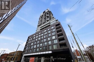 Building Photo - 203 Catherine St