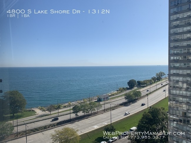 Building Photo - 4800 S Lake Shore Dr