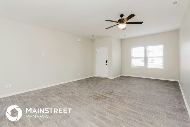 Foto del edificio - 13030 Hill Pine Rd