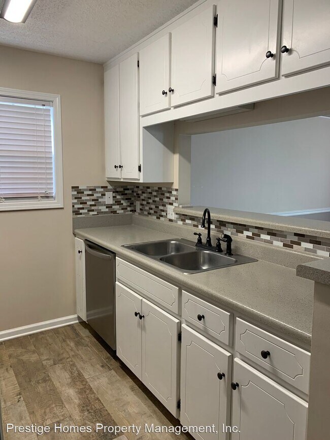 Foto del edificio - 3 br, 2.5 bath House - 170 N. Springview