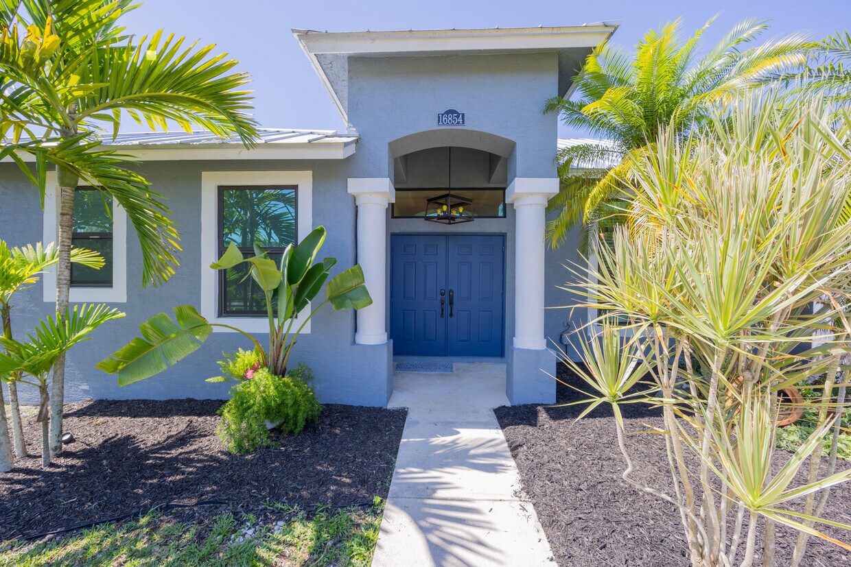Foto principal - 16854 87th Ln N