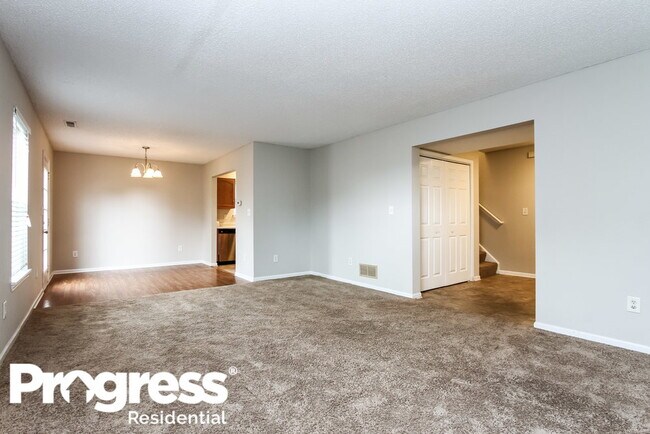 Building Photo - 7138 Wellwood Dr