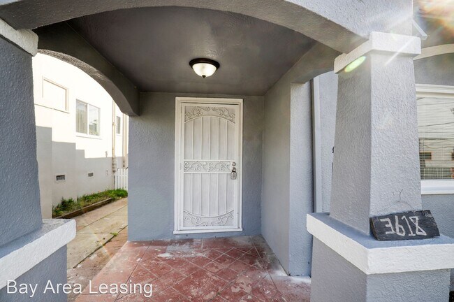 Building Photo - 3 br, 1 bath House - 3618 Maple Avenue