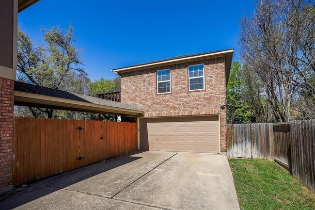 Building Photo - 10412 Wolftrap Dr