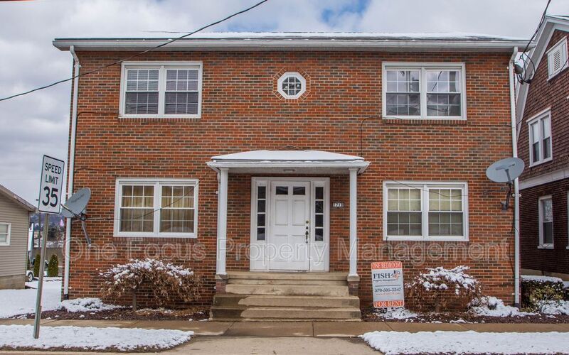 Primary Photo - 1710 Riverside Dr