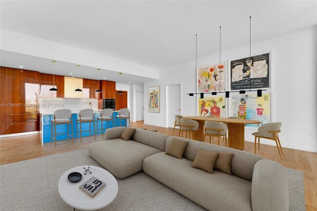 Foto del edificio - 2678 Tigertail Ave