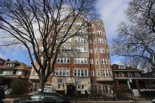 Building Photo - 1608 W Sherwin Ave