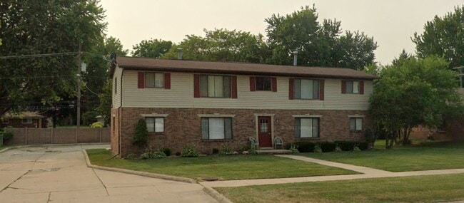 Building Photo - 39471 Jefferson Ave