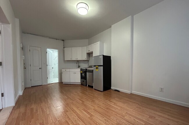 Foto del edificio - 276 W 71st St