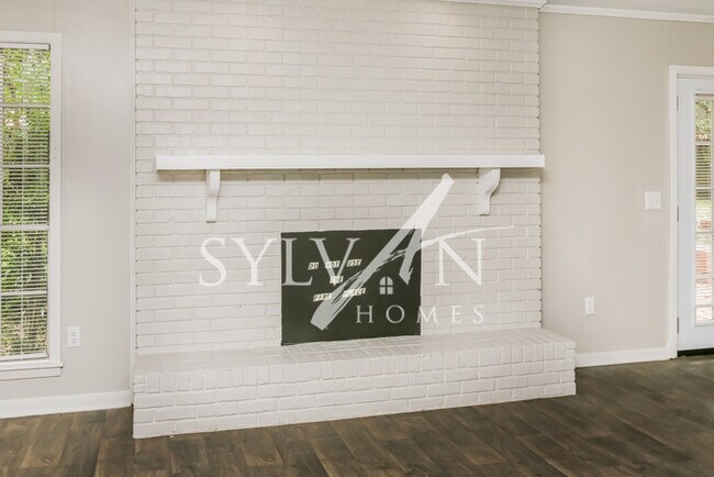 Foto del edificio - Don't Miss This 3BR 2BA Ranch