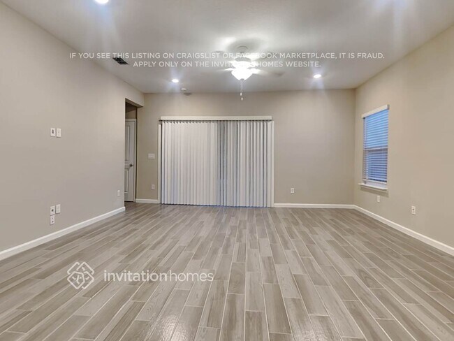 Building Photo - 9754 Lovage Ln