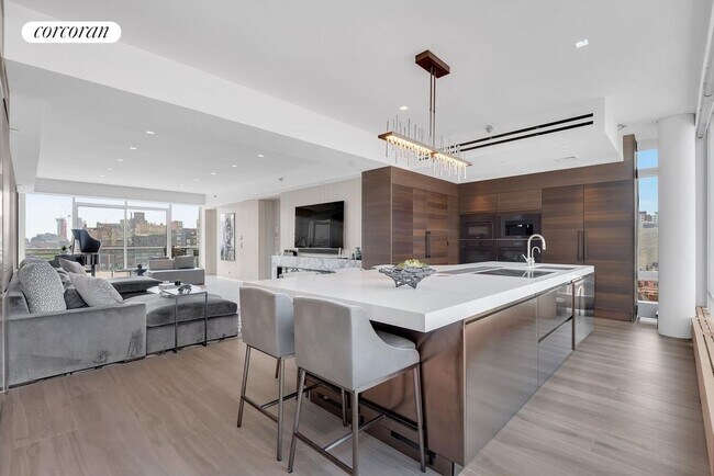 Foto del edificio - 246 W 17th St
