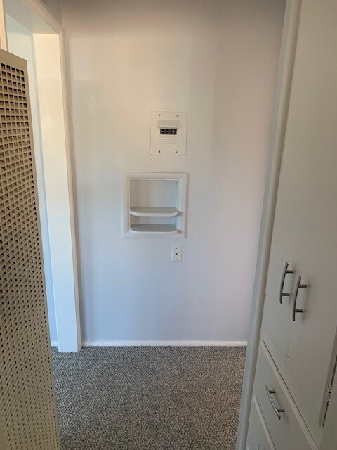 Hallway - 203 Lang St