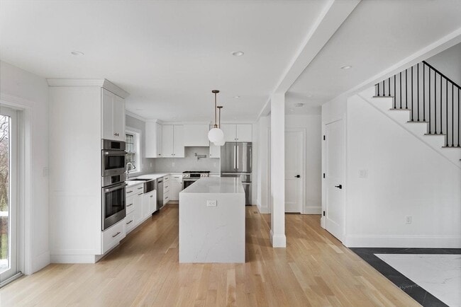 Foto del edificio - 45 Lakeview Ave