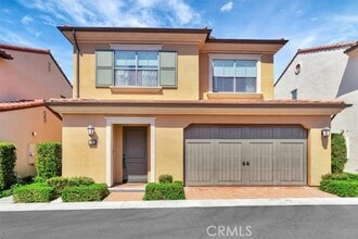 Building Photo - 102 Island Coral