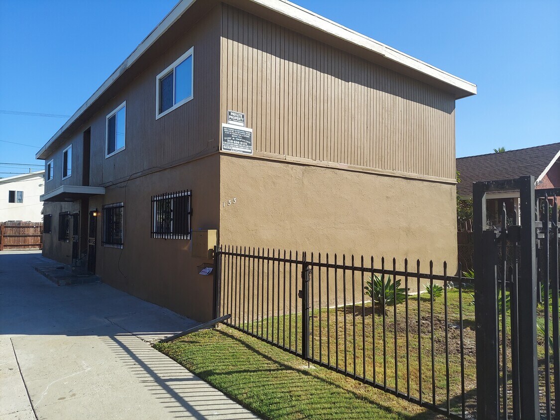 155 W 85th Plz Unit 3, Los Angeles, CA 90003 Apartments in Los Angeles, CA