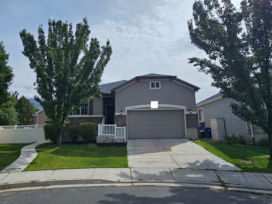 Primary Photo - 571 S 360 East Cir