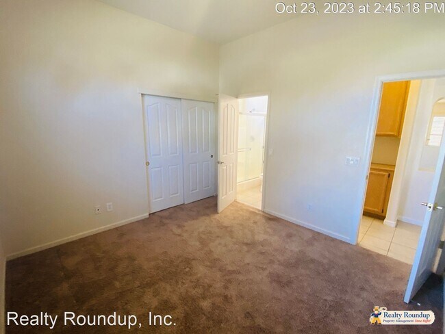 Foto del edificio - 3 br, 3 bath House - 10150 O'meara Dr