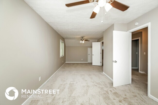 Foto del edificio - 4980 Fairforest Dr