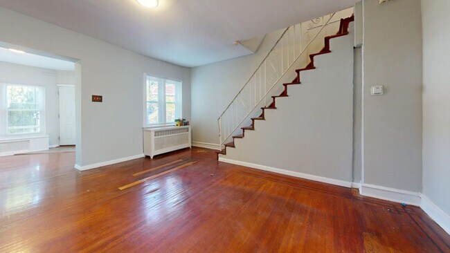 Foto del edificio - Enormous 3 Bedroom Townhome with Garage, D...