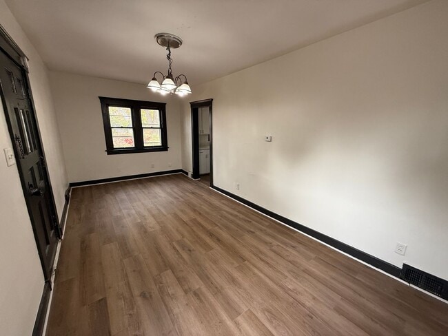 Foto del edificio - 322 W Morrell St